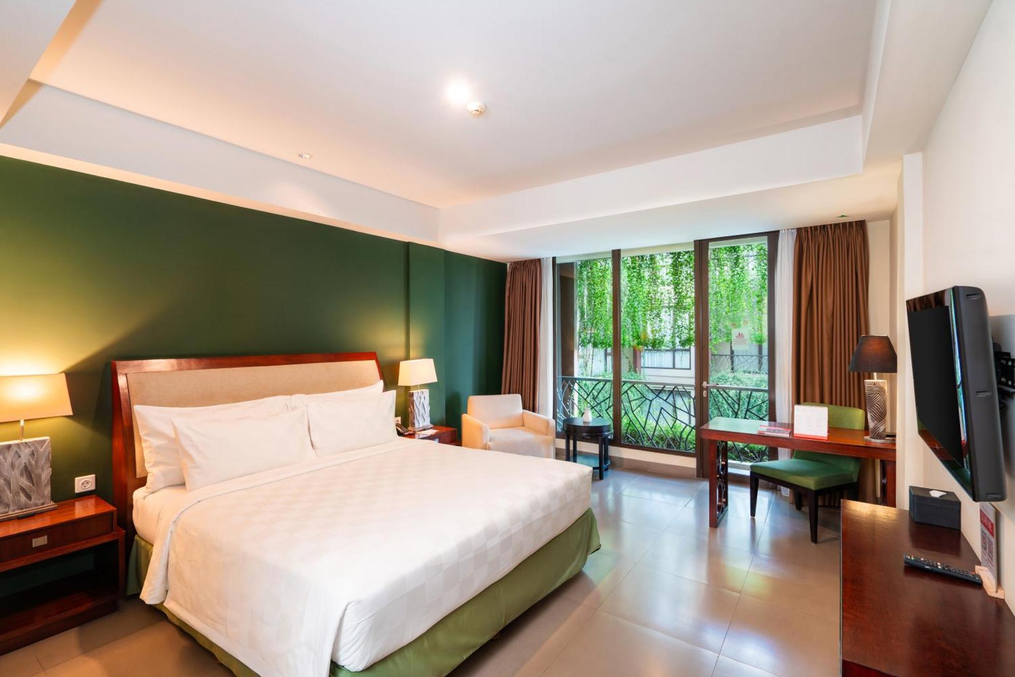Swiss-belhotel Rainforest Resor 4*