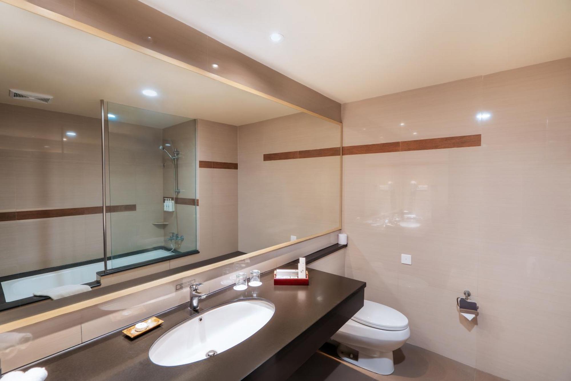 Resor Swiss-belhotel Rainforest Kuta (Bali)
